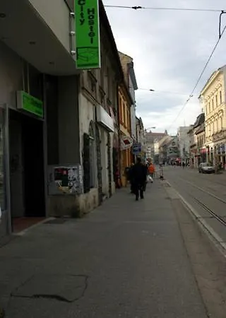 호스텔 City *